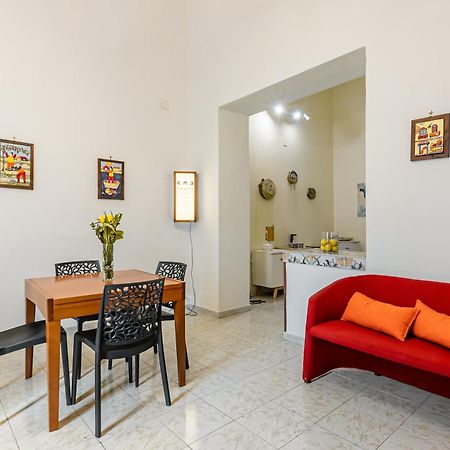 Corso Dei Mille Railway Apartment Palermo Bagian luar foto